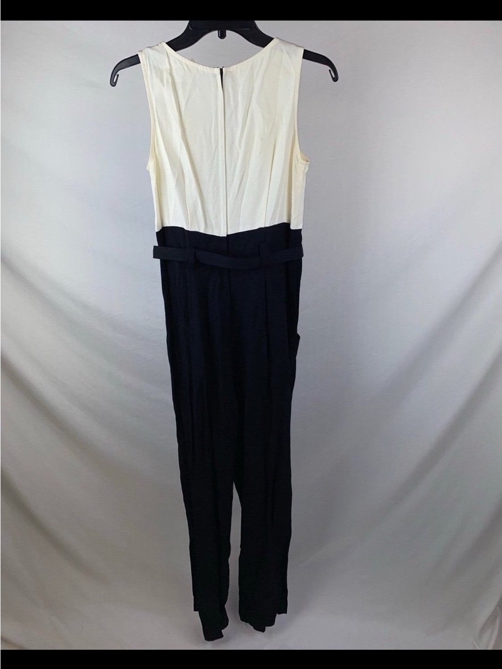 Jumpsuit - Picture 11 of 12
